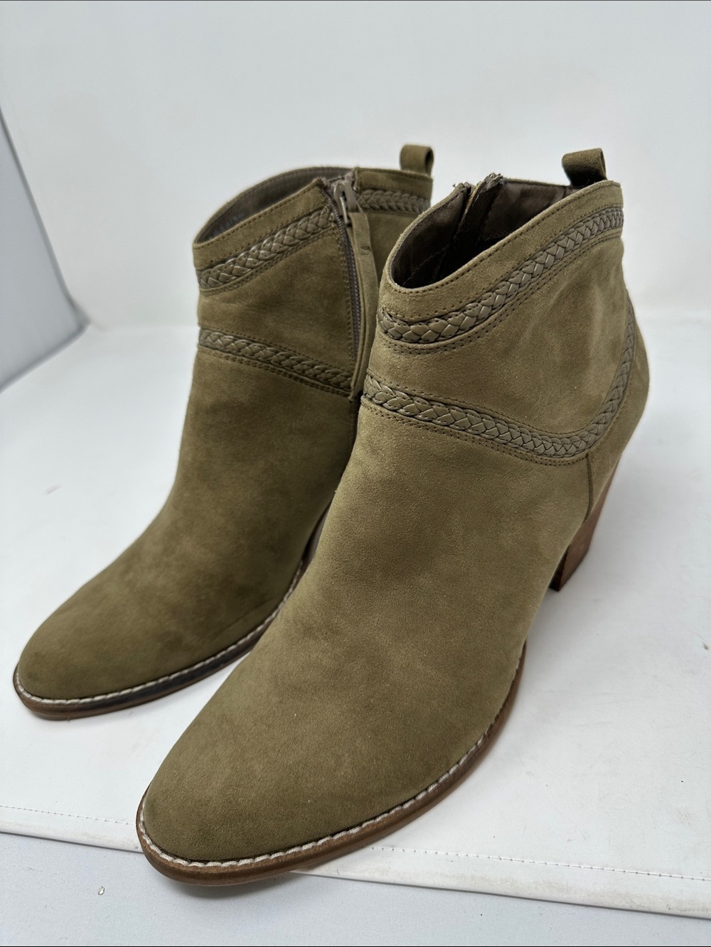 Dv8 booties Size 10